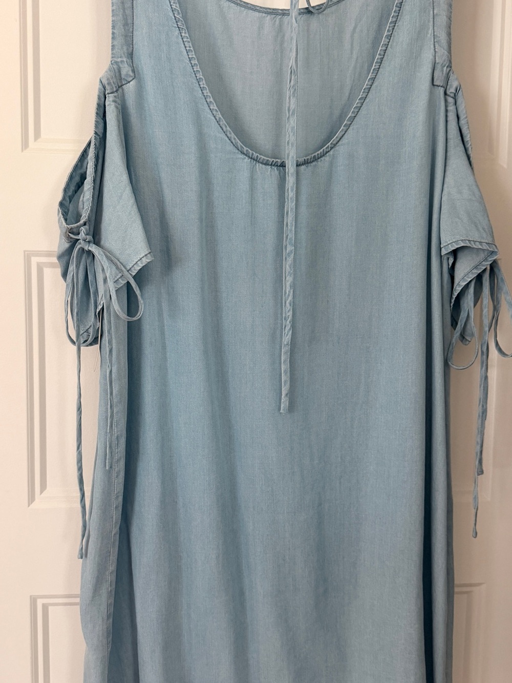 Light Blue Cold-Shoulder Tie-Sleeve Women’s Top